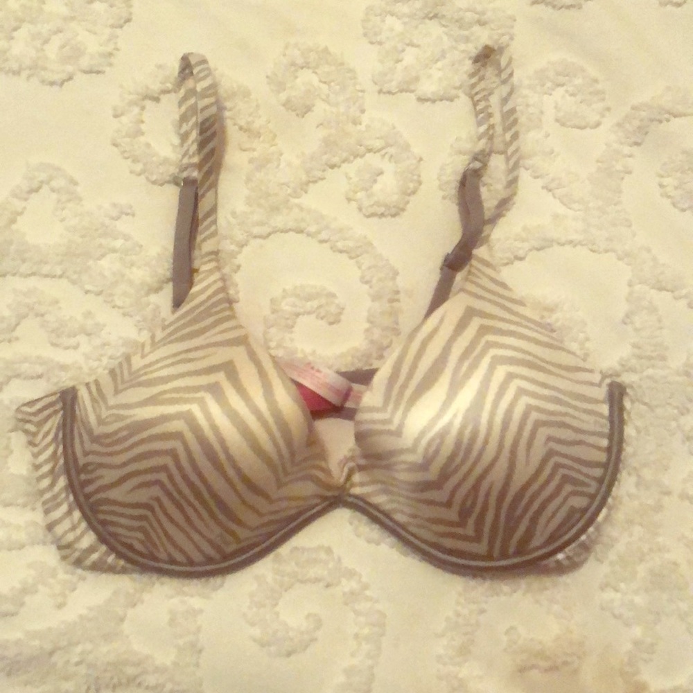 Pink scoopneck bra - 36C